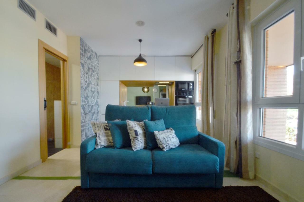 Moderno Apartamento Frente A La Playa Y El Centro Daire Almería Dış mekan fotoğraf